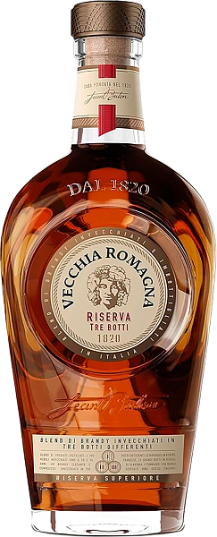 Vecchia Romagna Riserva Tre Botti (Подарочная упаковка), 0.7 л в Сочи